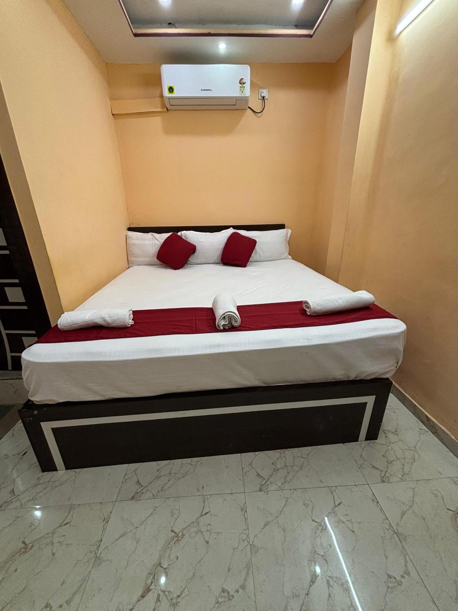 Hotel O Marquis Guest House Calcutta Extérieur photo