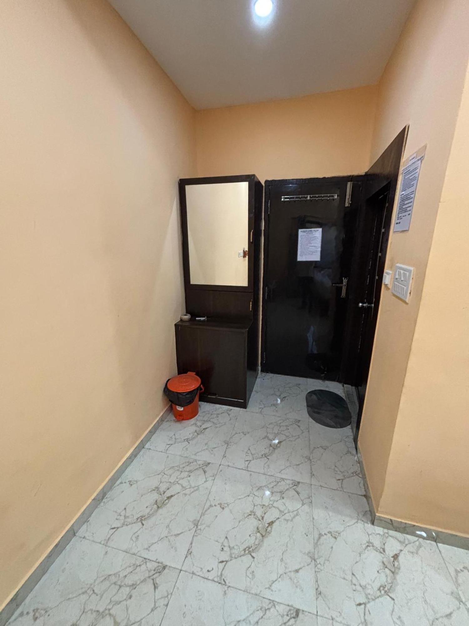 Hotel O Marquis Guest House Calcutta Extérieur photo